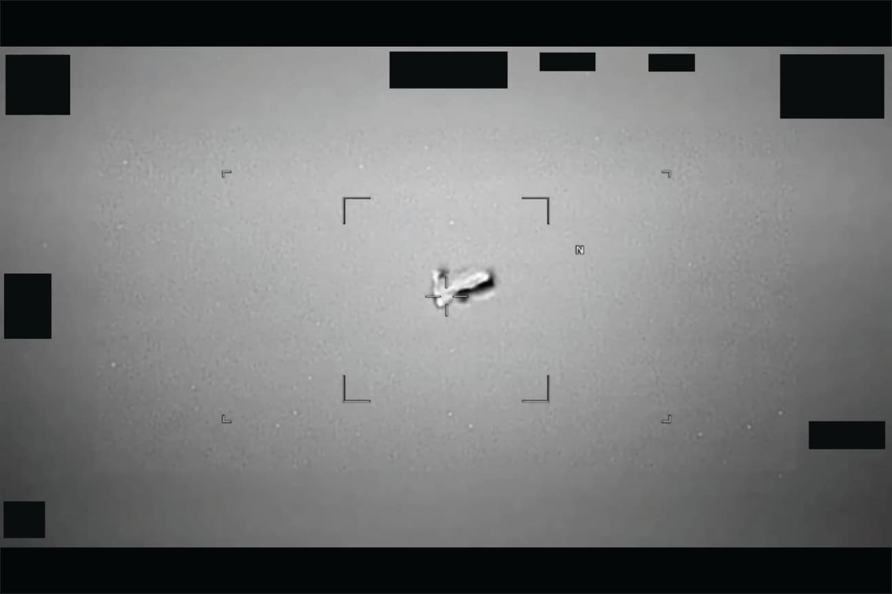 Source image: US Aircraft Observes Possible UAP - 11 APR 2025